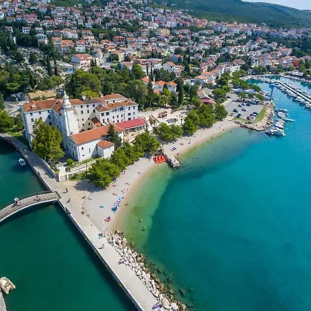 Lejlighed Trossana *